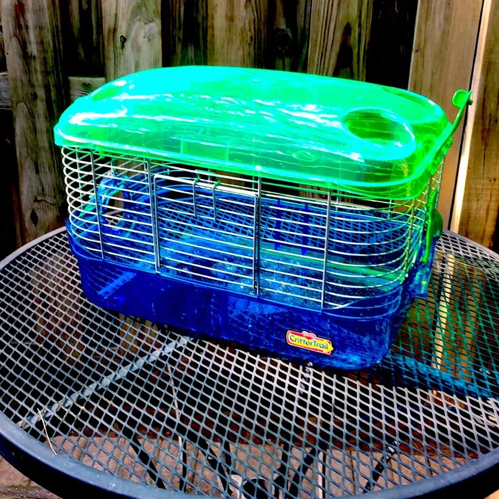 Small pet cage